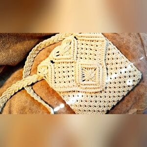 Ladies Tommy Bahama Crossbody Cream Crochet Macramé Flap Bag Purse Braided Strap